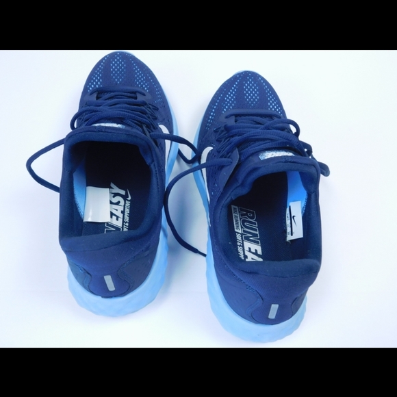 Nike women's sneakers - Picture 2 of 3